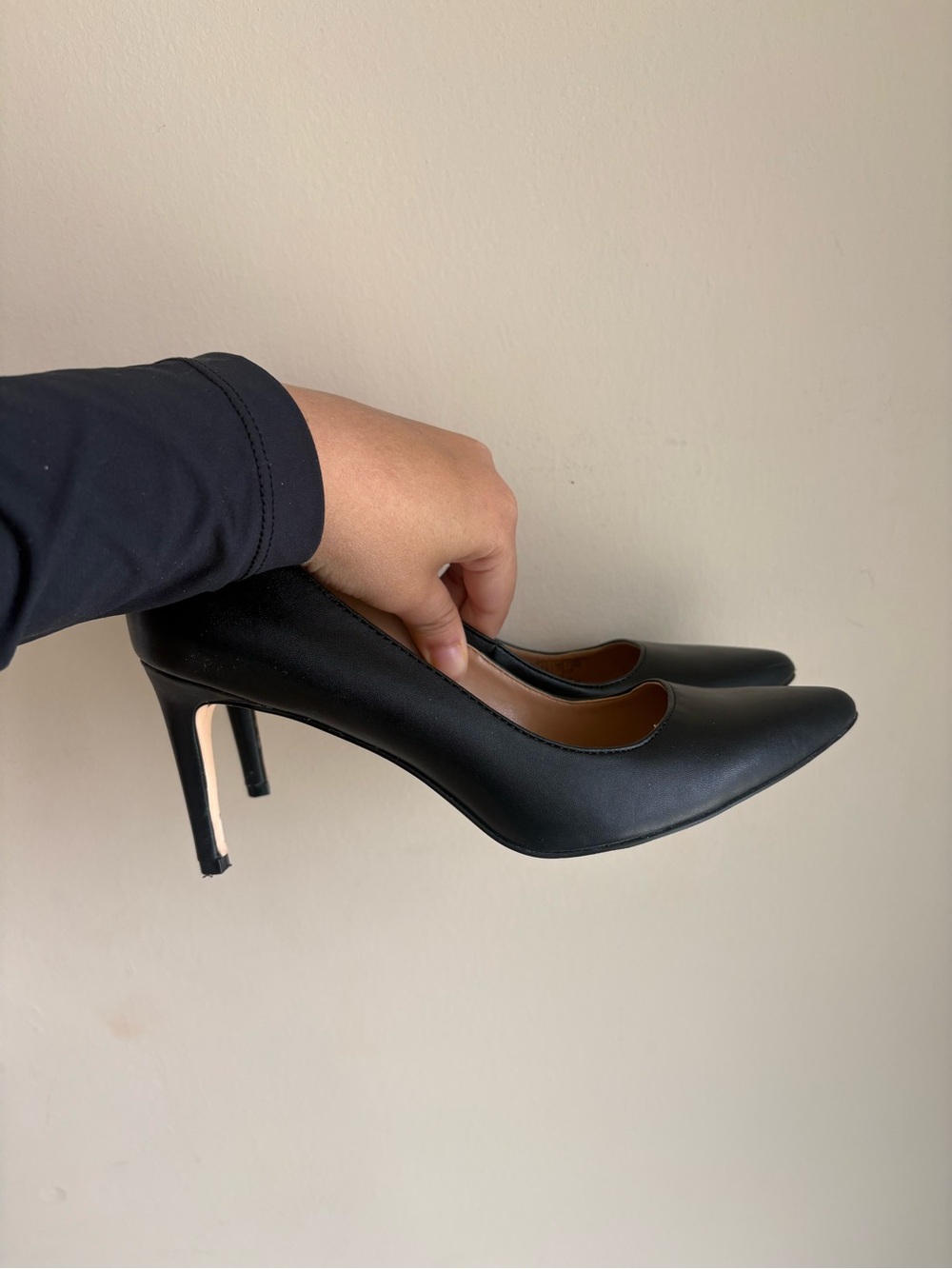 Calvin Klein Black Pointed-Toe Stiletto Pumps